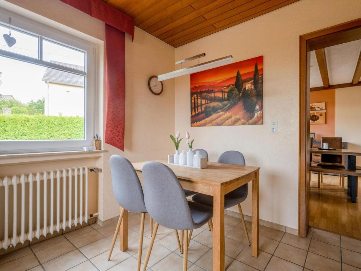 A Detached Holiday Home In A Highly Scenic Area Trierscheid Esterno foto