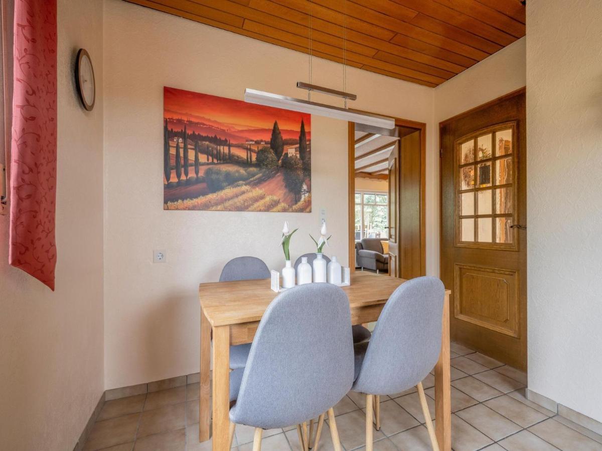 A Detached Holiday Home In A Highly Scenic Area Trierscheid Esterno foto